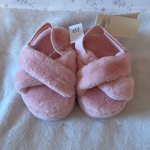 Baby Gap Pink Slippers
